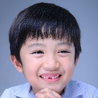 ดวิษ สุริโยทัย