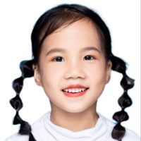 Elina Zhang