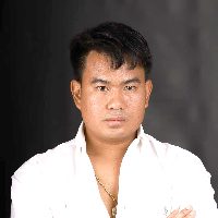มนตรี นวลศรี
