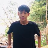 ณภัทร ทองขาว