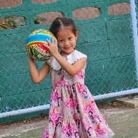 วรดา ผาจันทร์