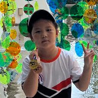 Yuewei Zeng